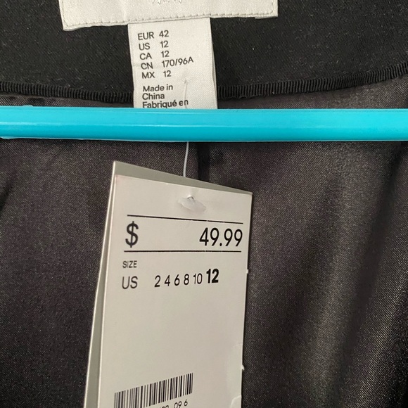 Blazer - Picture 4 of 4